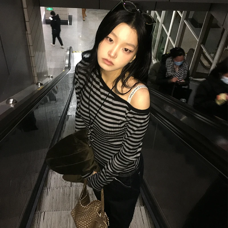 Japanese Y2K Off Shoulder Striped Long Sleeve Crop Top - Japanese Y2K Off Shoulder - Y2K Grunge Streetwear Aesthetic by Vexlyne